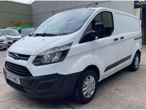 Ford Transit Custom 2.2 TDCi 270 ECOnetic Panel Van 5dr Diesel Manual L1 H1 (162 g/km, 98 bhp) 19