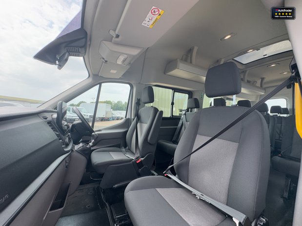 Ford Transit Minibus XLWB L4H3 High Roof 17 Seats Camera Trend SELECT 26