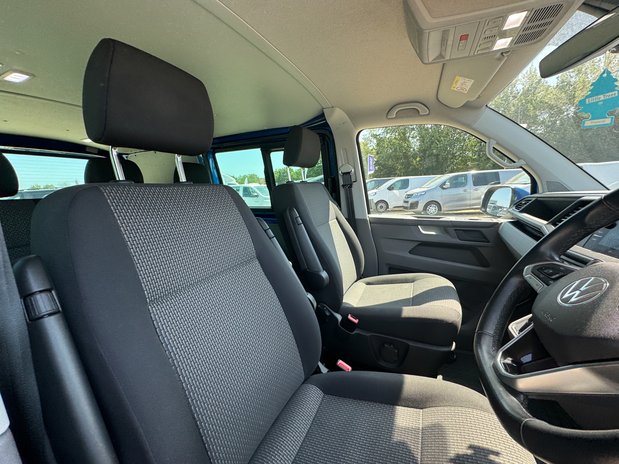 Volkswagen Transporter Crew Cab AUTO SWB L1H1 Low Roof T32 Highline 204ps 4motion Air Con Alloys E 18