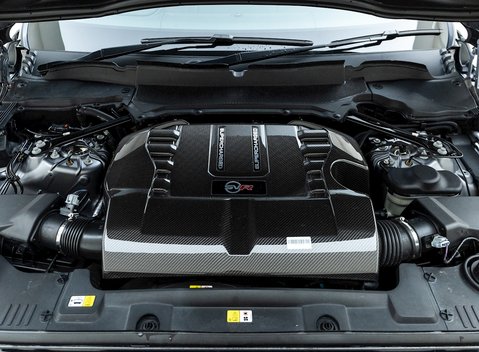 Land Rover Range Rover Sport 5.0 SVR Carbon Edition 34