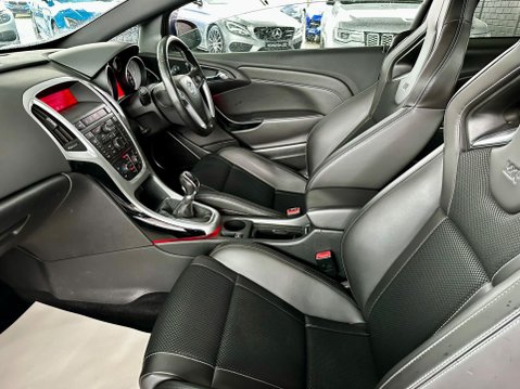 Vauxhall Astra GTC 2.0T VXR Euro 5 (s/s) 3dr 14