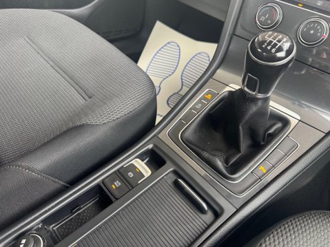 Volkswagen Golf 1.4 TSI SE Euro 6 (s/s) 5dr 23