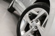 Hyundai i10 1.0 i10 SE Connect MPI Auto 5dr 9