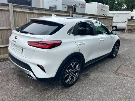 Kia Xceed 3 1.5 GDi ISG DCT AUTOMATIC 5dr 4