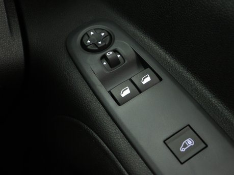 Peugeot Partner M 1.5 BlueHDi 100 Professional Plus 24