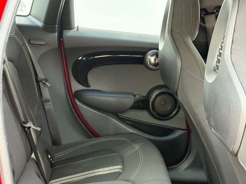 Mini Hatch 1.5 Cooper Auto 5dr 15