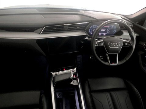 Audi Q8 55 S line Sportback 5dr Electric Auto quattro 114kWh (11kW Charger) (408 ps 18