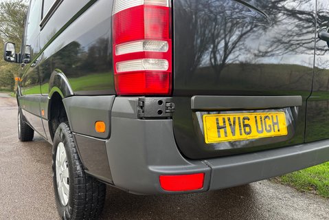 Mercedes-Benz Sprinter 313 Mwb Hr 4x4 Crew Van - Air Con 23