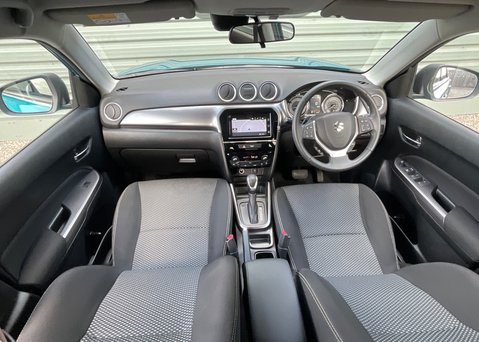 Suzuki Vitara 1.5 Hybrid SZ-T Auto 9