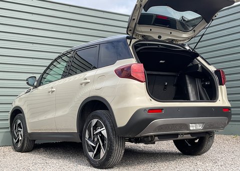 Suzuki Vitara Ultra Allgrip 1.4 mild hybrid 15