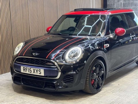 Mini Hatch 2.0 John Cooper Works Auto 3dr 35
