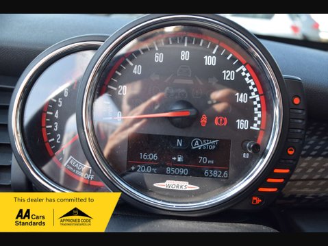 Mini Convertible 2.0 John Cooper Works 2dr 34