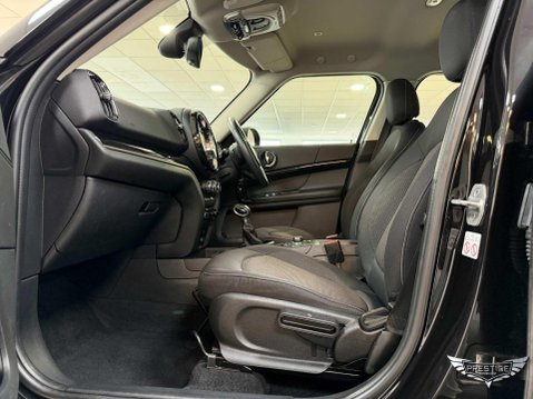 Mini Countryman 1.5 10kWh Cooper SE Classic Auto ALL4 Euro 6 (s/s) 5dr 69