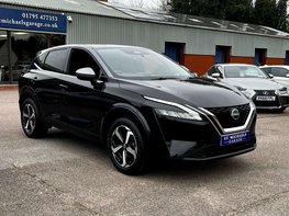 Nissan Qashqai 1.3 Qashqai N-Connecta DiG-T MHEV 5dr 4