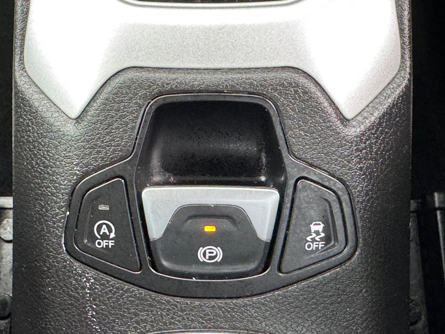 2016 Jeep Renegade — image 30