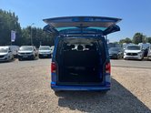 Volkswagen Transporter Crew Cab AUTO SWB L1H1 Low Roof T32 Highline 204ps 4motion Air Con Alloys E 9