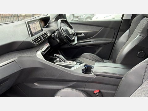 Peugeot 3008 1.2 PureTech Allure EAT Euro 6 (s/s) 5dr 21