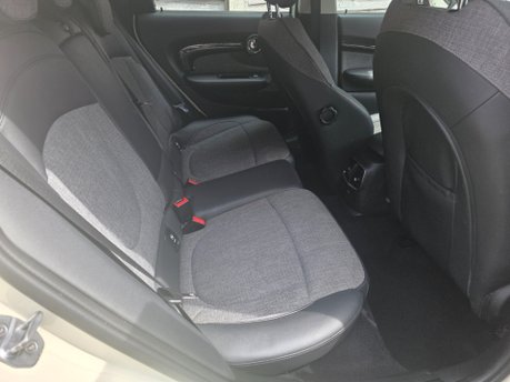 Mini Clubman COOPER ONLY 48,000 MILES FROM NEW ONE OWNER FROM NEW 11