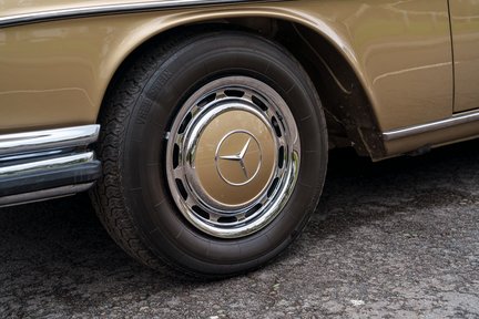 Mercedes-Benz S Class 300 SEL 6.3 9