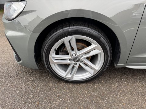 Audi A1 S LINE 35 TFSI S-A 46
