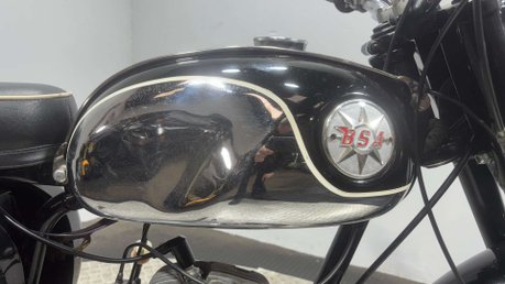 BSA Bantam 175 D14/4 1968 VERY CLEAN CLASSIC PROJECT COLLECTORS BIKE 22