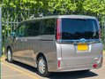 Toyota Noah Hybrid 1.8 31