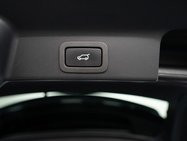 Jaguar F-Pace 5.0 P550 V8 SVR SUV 5dr Petrol Quickshift AWD Euro 6 (s/s) (550 ps) 44