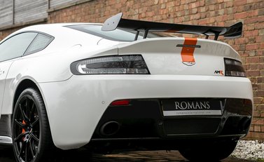 Aston Martin V12 Vantage AMR 23
