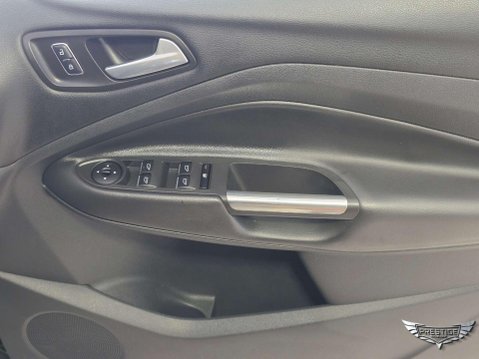 Ford Kuga 1.5T EcoBoost Titanium 2WD Euro 6 (s/s) 5dr 73