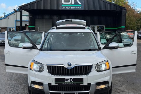 Skoda Yeti Outdoor LAURIN AND KLEMENT TDI DSG - RARE CAR - PAN ROOF -APPLE CARPLAY -8 SERVICES 20