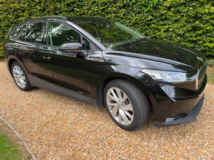 Skoda Enyaq IV 60 Suite Design Convenience Pack 