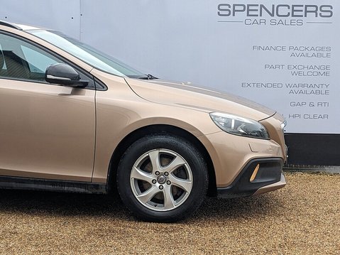 Volvo V40 D2 CROSS COUNTRY SE 11