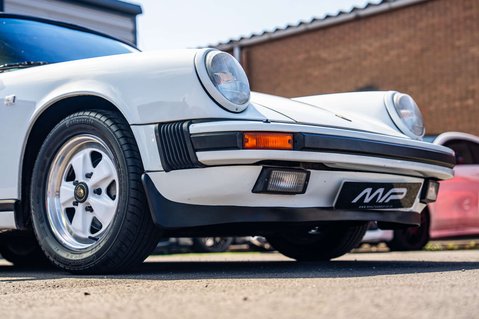 Porsche 911 3.2 Classic Carrera Cabriolet 2dr Petrol Manual (231 bhp) 27