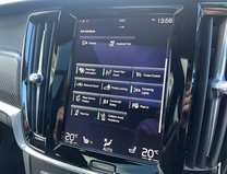 Volvo V90 2.0 D5 PowerPulse R-Design Pro Estate 5dr Diesel Auto AWD Euro 6 (235 ps) 35