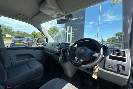 Volkswagen Transporter 2.0 BiTDI T32 Highline Kombi 4dr Diesel DSG 4MOTION L1 H1 (226 g/km, 178 bh 14