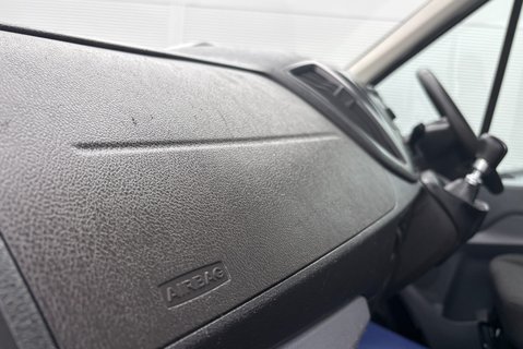 Ford Transit 350 Srw L3 170 ps Dropside Truck with Tail Lift - Air Con 26