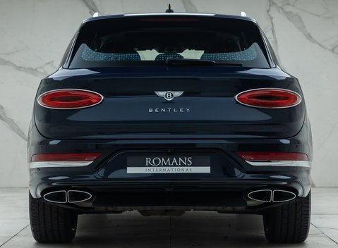 Bentley Bentayga V8 First Edition 8