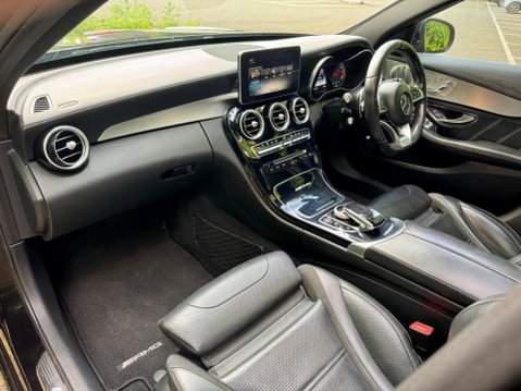Mercedes-Benz C Class 4.0 C63 V8 BiTurbo AMG (Premium) SpdS MCT Euro 6 (s/s) 4dr 2