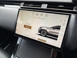 Land Rover Range Rover Velar 2.0 P250 Dynamic HSE SUV 5dr Petrol Auto 4WD Euro 6 (s/s) (249 ps) 49
