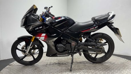 Lexmoto XTR 2013 ONLY 11K RUNNING SPORTS BIKE PROJECT BIKE LEARNER 125CC 4