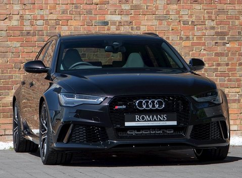 Audi RS6 Avant Performance 1