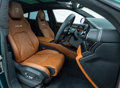 Lamborghini Urus S 14