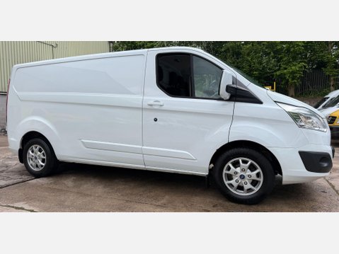 Ford Transit Custom 2.2 TDCi 290 Limited Panel Van 5dr Diesel Manual L2 H1 (186 g/km, 123 bhp) 7