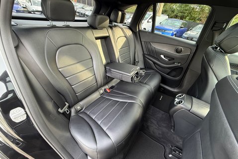 Mercedes-Benz GLC GLC 220 D 4MATIC AMG LINE PREMIUM - TWO OWNERS - PANORAMIC SUNROOF 31