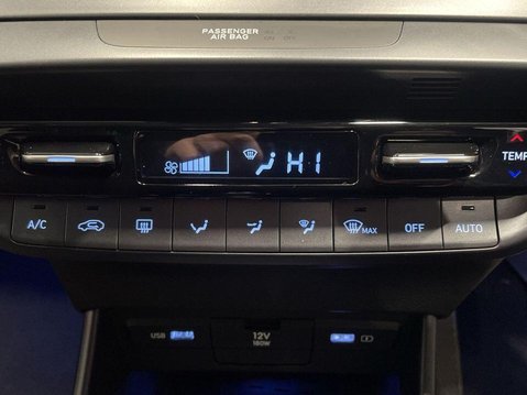 Hyundai BAYON 1.0 T-GDi MHEV Premium SUV 5dr Petrol Hybrid Manual Euro 6 (s/s) (100 ps) R 28