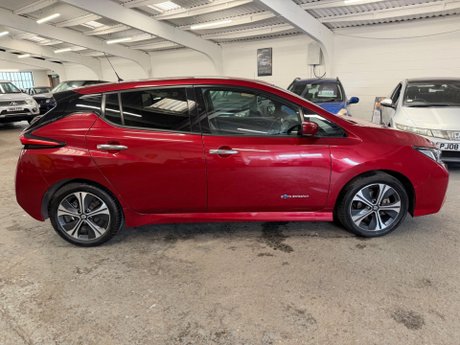 Nissan LEAF 40kWh N-Connecta Auto 5dr 7