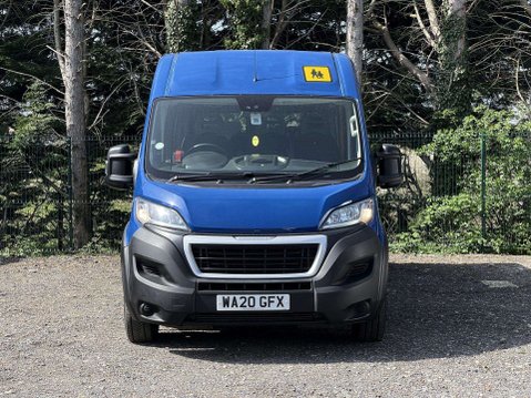 Peugeot Boxer HDI 440 L4H2 17seat MINIBUS LITE NON-D1 with Telescopic Ramps. ULEZ E6 7