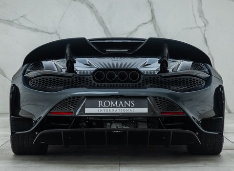 McLaren 765LT Spider 12