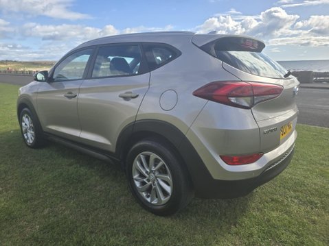 Hyundai TUCSON 1.7 CRDi Blue Drive SE Euro 6 (s/s) 5dr 4