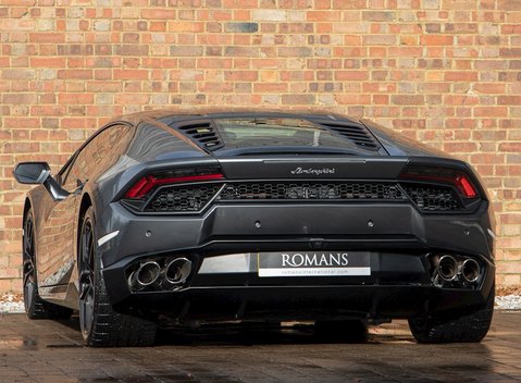 Lamborghini Huracan LP 580-2 3